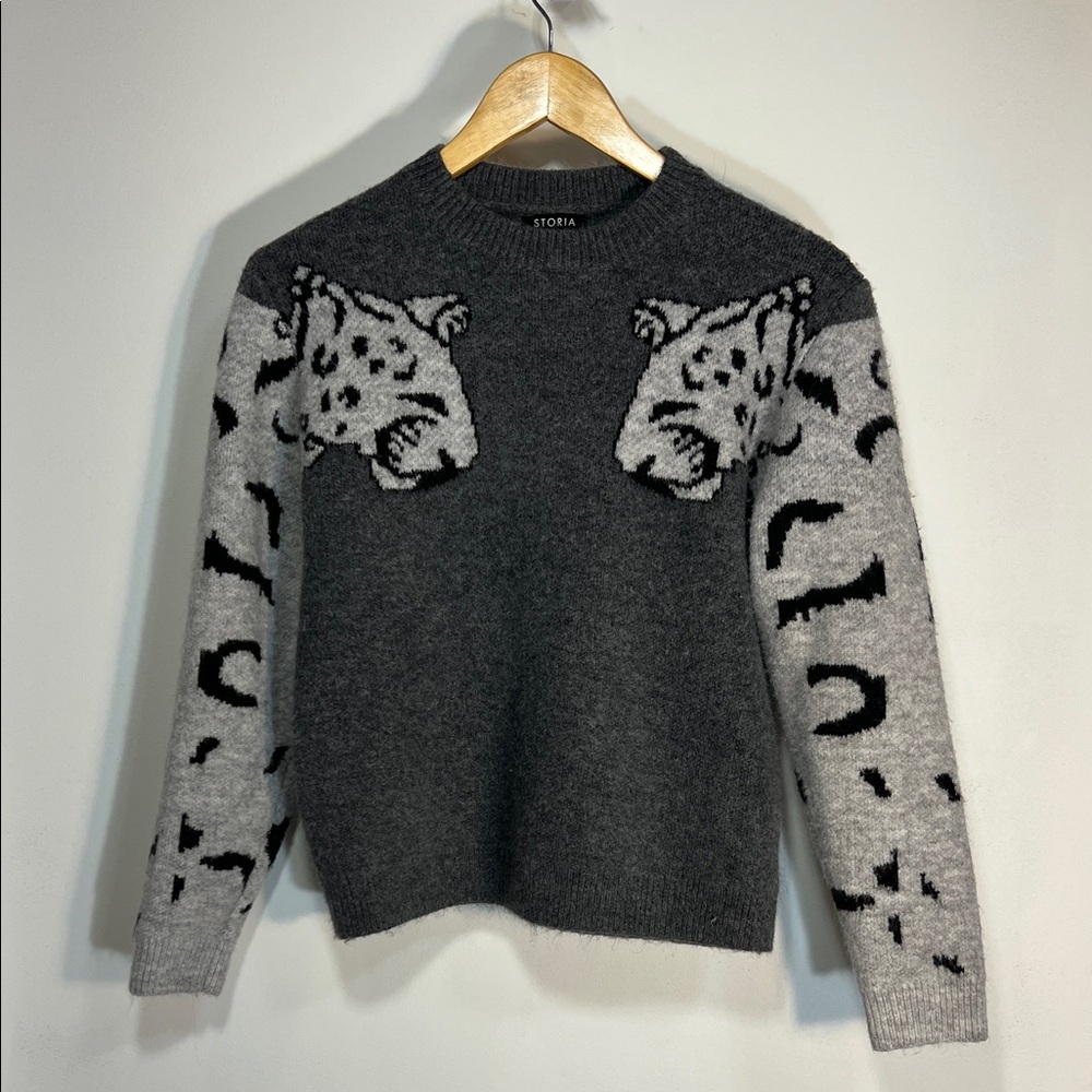 Storia Dark Gray and Light Gray Animal Print Sweater